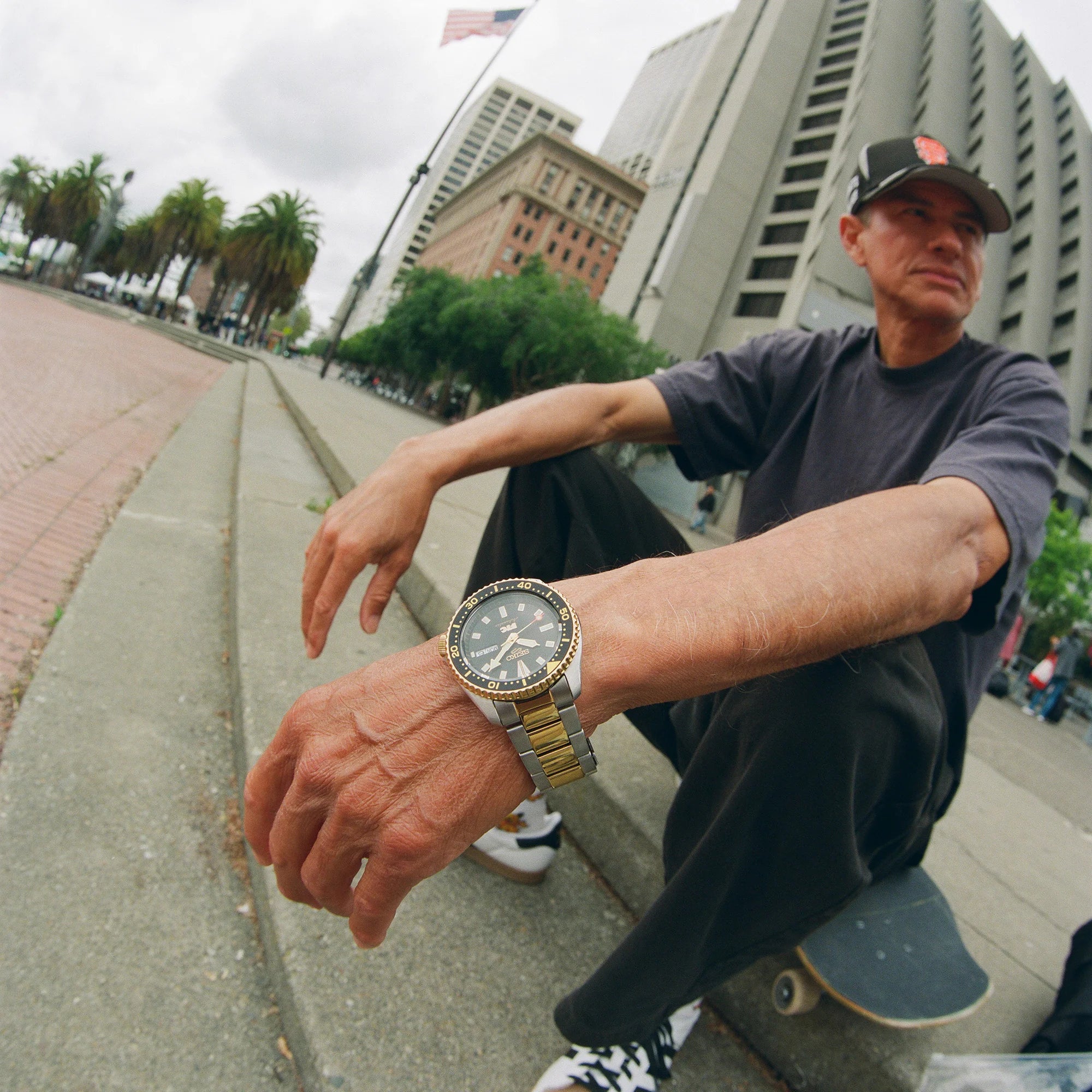 sskKOBE5PROTROブラックメタリックゴールドYearofthe Seiko 5 Sports introduces a limited-edition collaboration with FTC