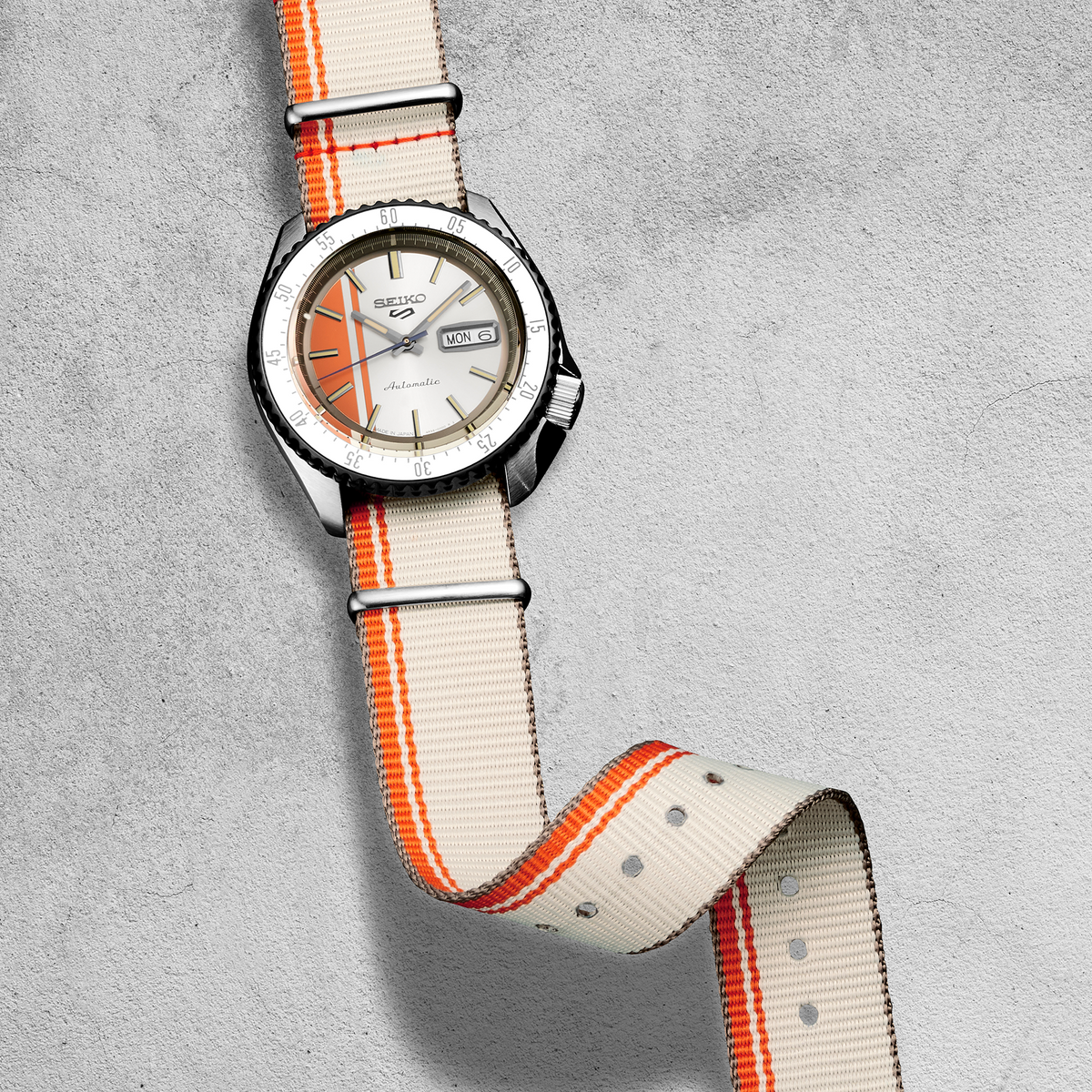 SRPK73_4.png?v=1744226504&